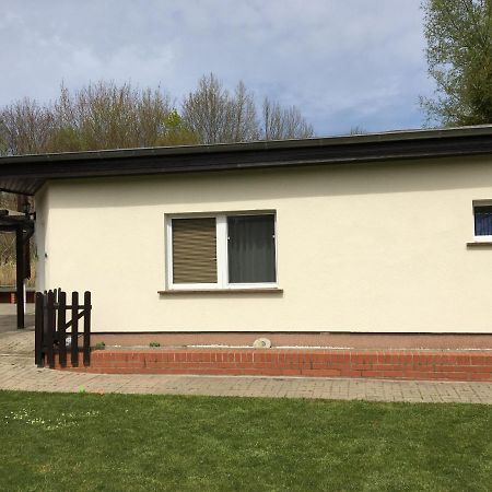 Schoener Ferienbungalow Umgeben Von Natur Und Nicht Weit Zur Ostsee Neubukow Dış mekan fotoğraf