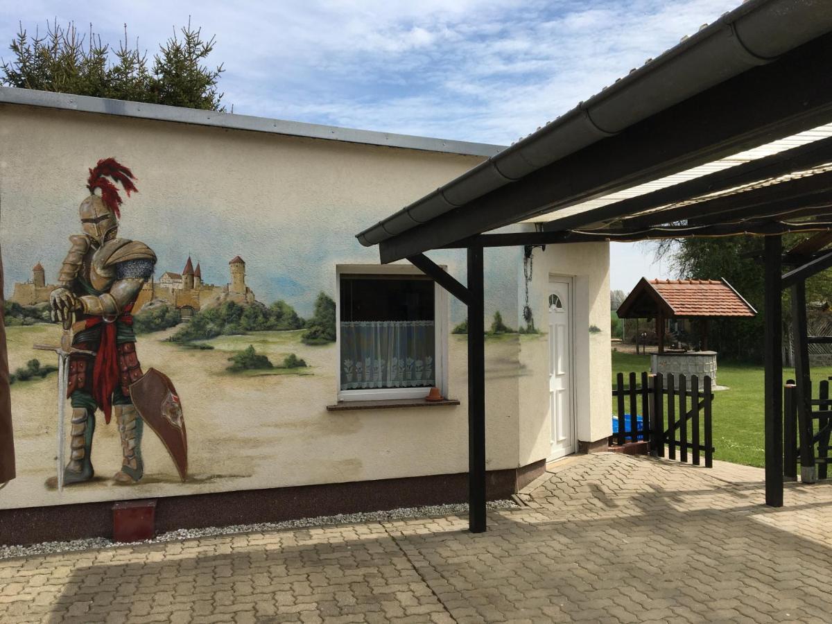 Schoener Ferienbungalow Umgeben Von Natur Und Nicht Weit Zur Ostsee Neubukow Dış mekan fotoğraf